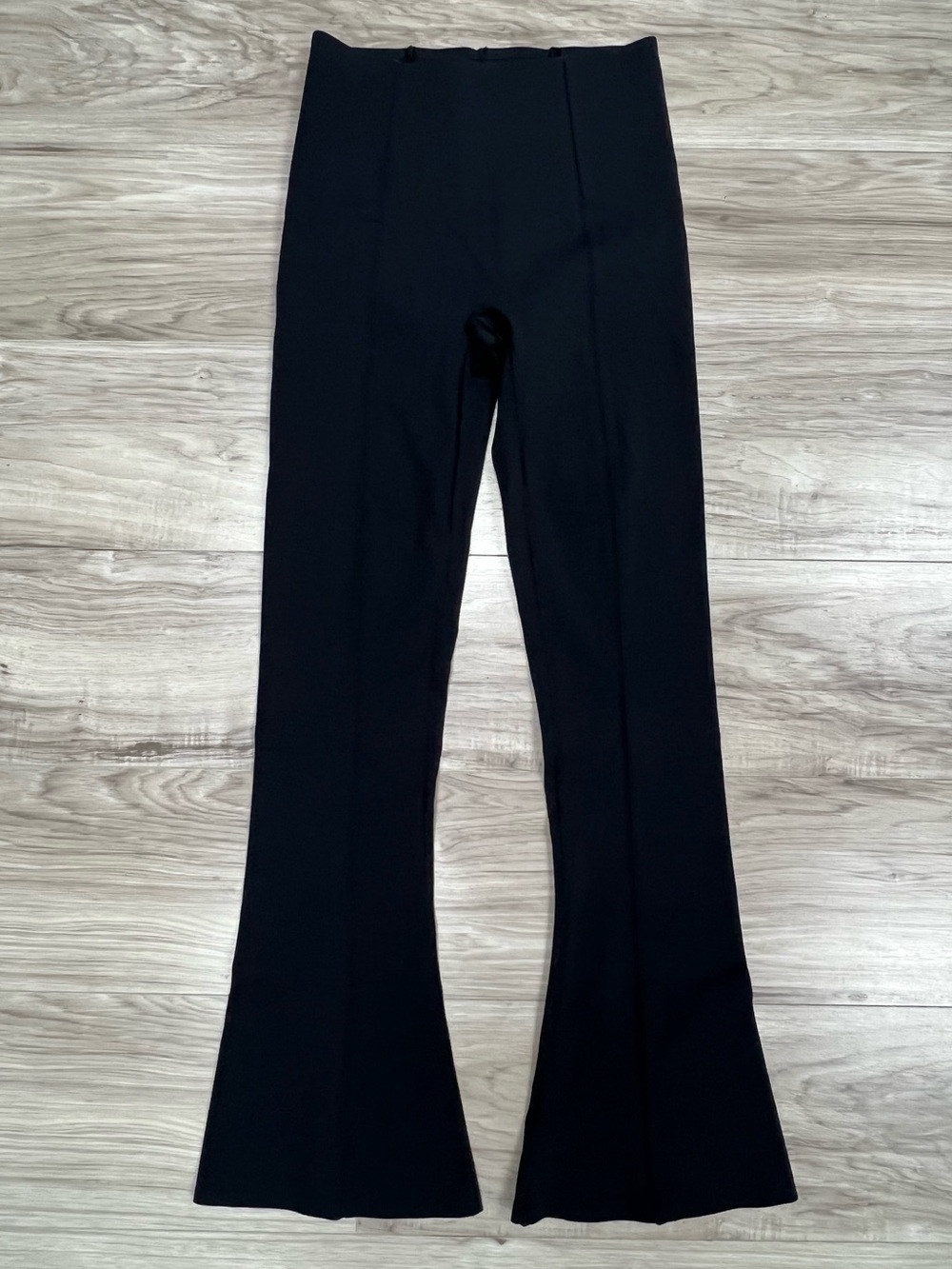 Spanx BB Smooth Front Micro Flare Pants in Very Black Size M